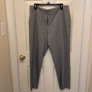 Women’s pants size 12